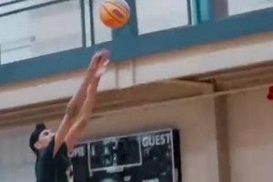 前往美国能否冲击NBA？08年出生的印度中锋高达2米23！